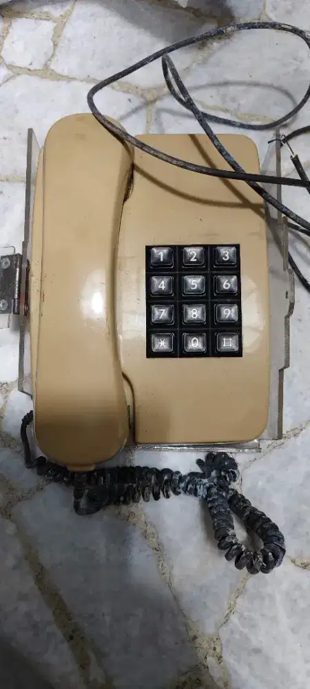 DIJUAL TELEPON RUMAH KUNO