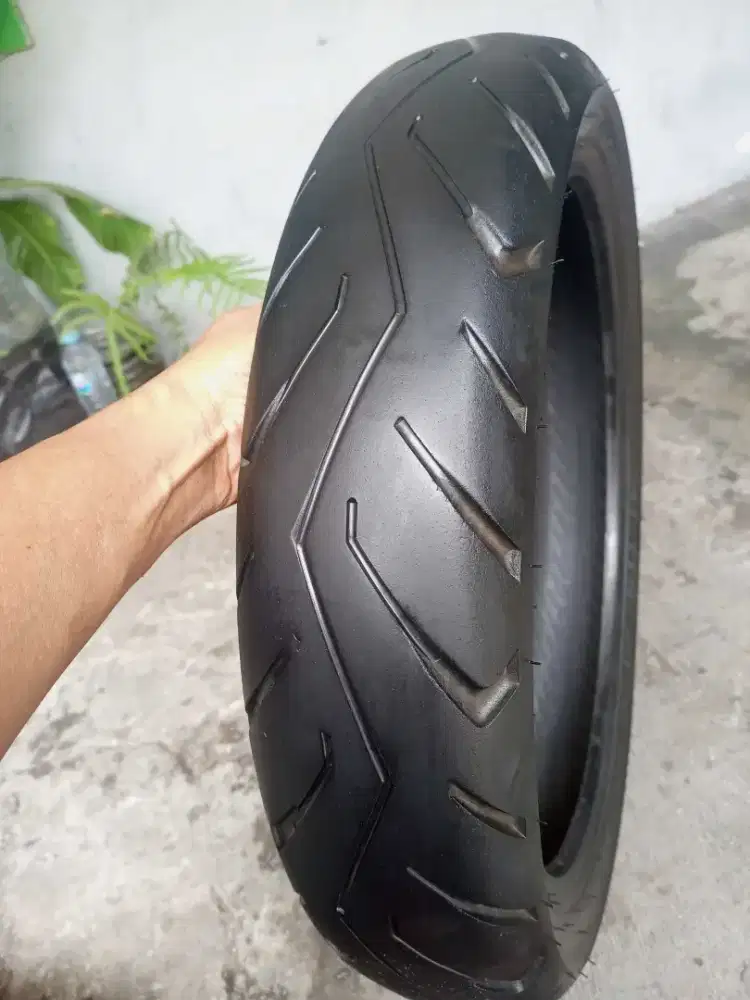 Ban bekas CBR 120/70/17