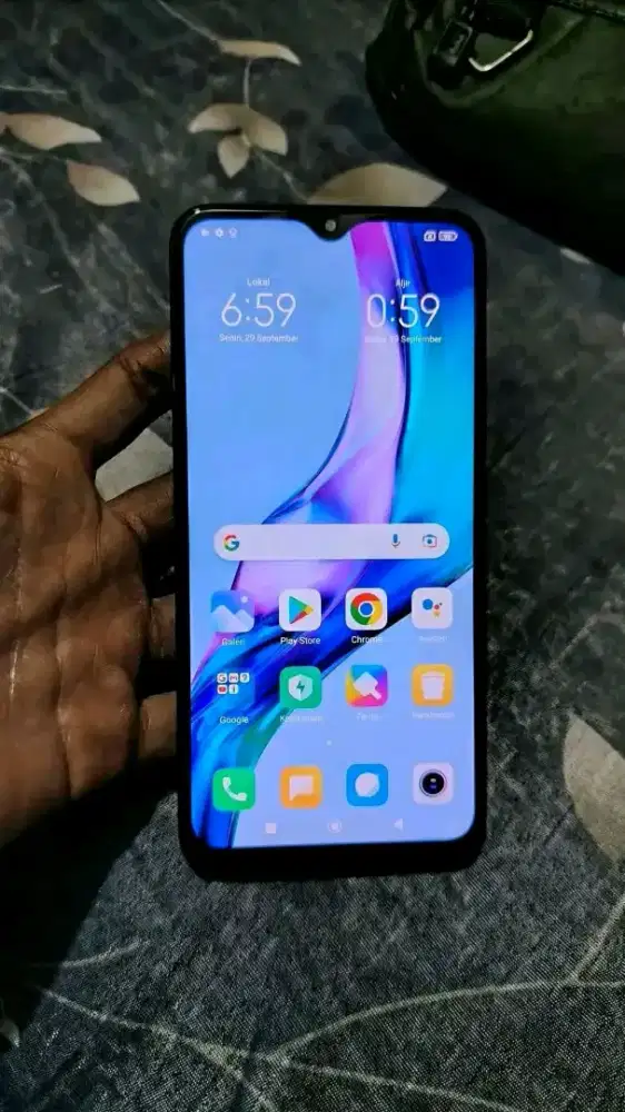 redmi 9 4/64 hp only batangan no minus,.. pemakaian aja