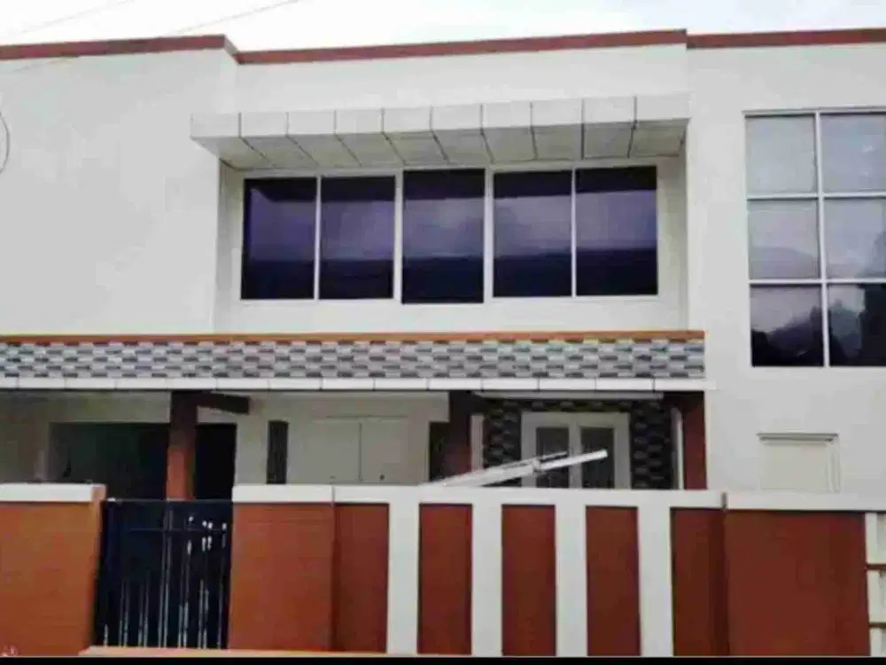 Dijual Rumah Tingkat 2 Lantai Siap Pakai Daerah Pedurungan, Semarang