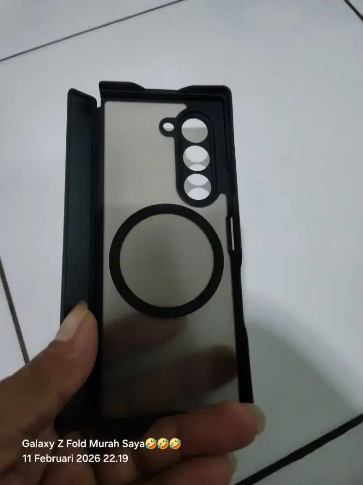 Case fold 6,ada tutup sampingnya..kalo ada yg nyari,cod bjb