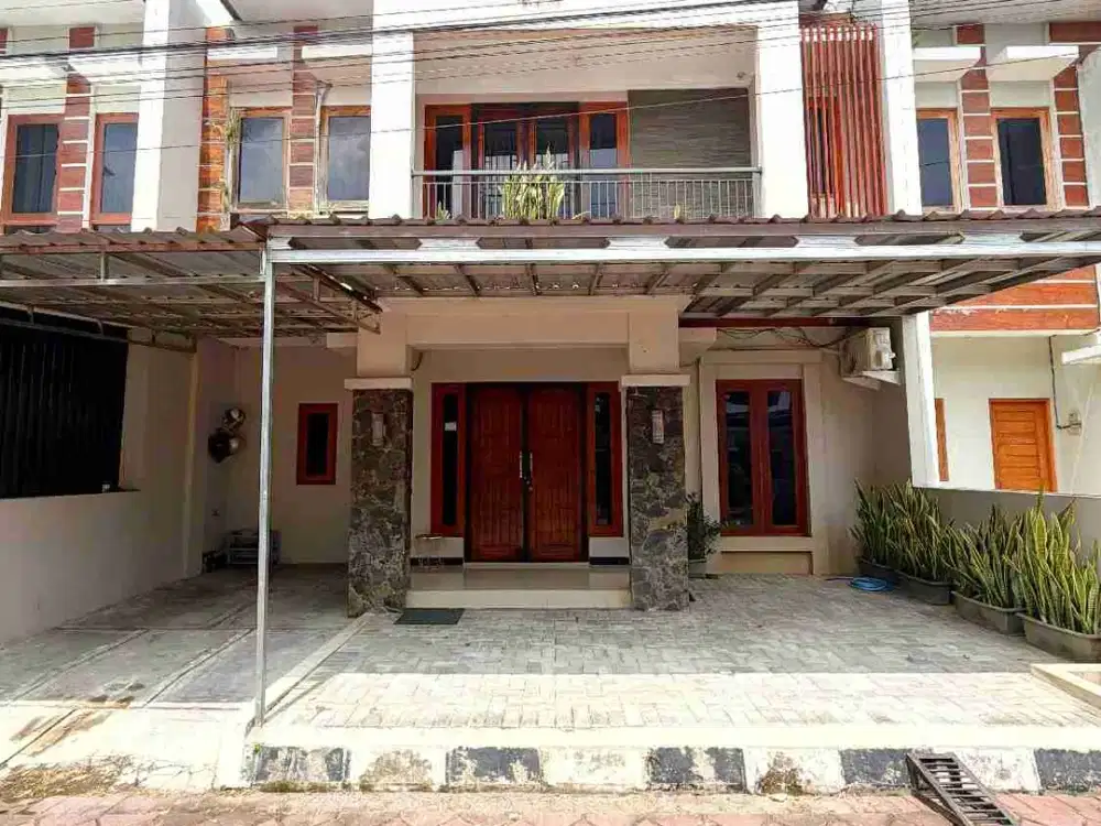 Rumah cantik furnish komplek elit area Jombor
