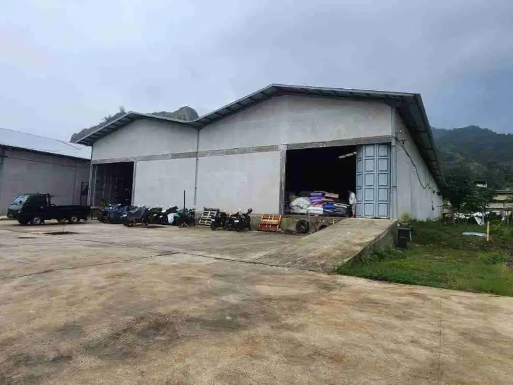 disewakan gudang cipatik soreang strategis dan bersih