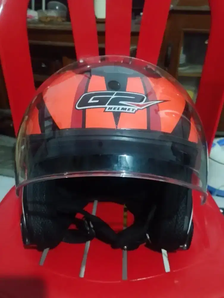 jual helm g2 uk L