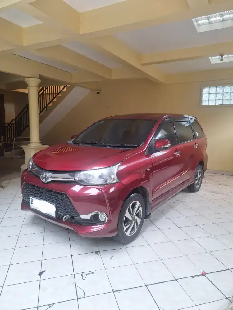 Toyota Avanza Veloz 1.5 MT