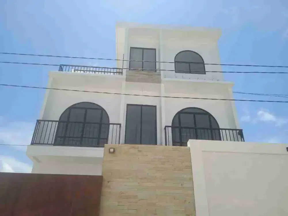 Vila Ready New Mediteranian 3 bedroom 2 lantai di Jimbaran