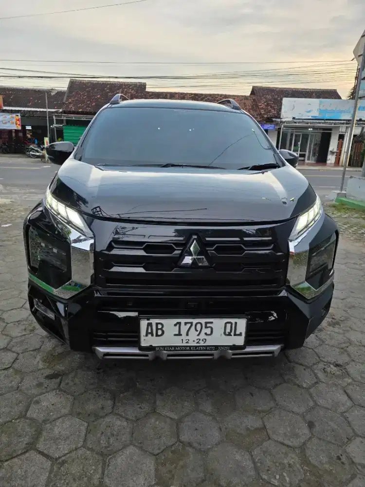Xpander cross matic tahun 2024