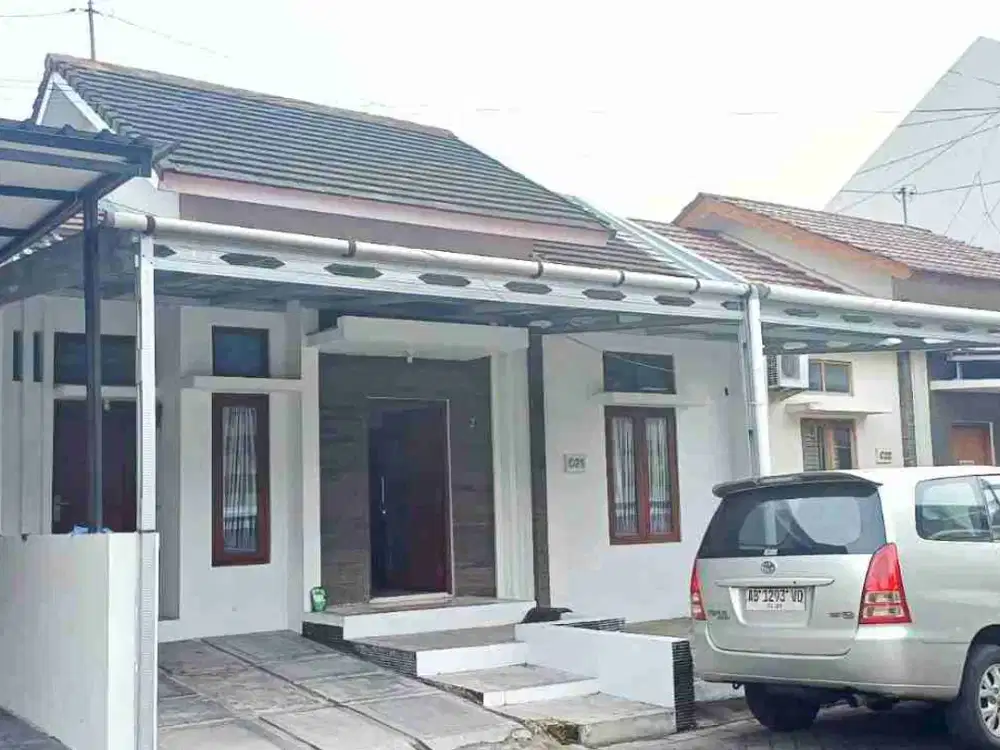 Rumah minimalis komplek elit dekat UMY