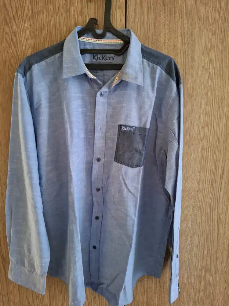 Kemeja Kickers Biru XL