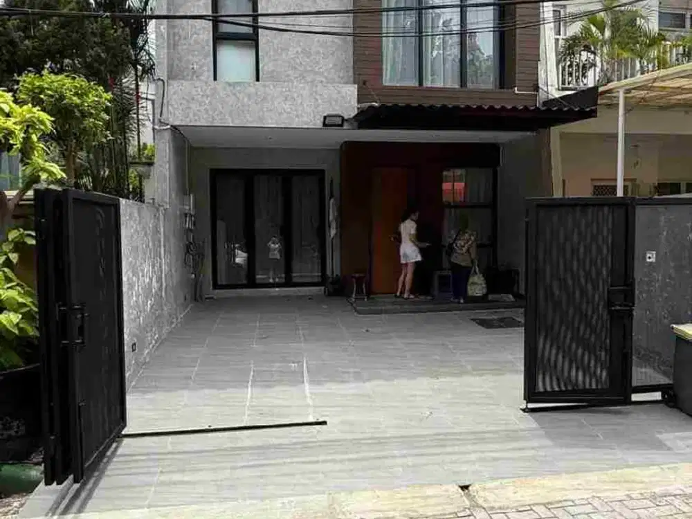 Dijual Rumah di Komplek Taman Tirta, Sunter Jaya, Jakarta Utara