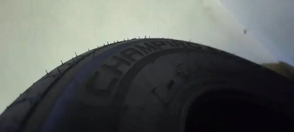 Jual ban second merk Dunlop dan Bridgestone