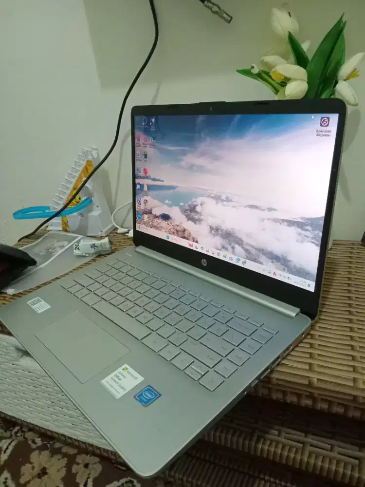 Laptop HP 14S ( kondisi mulus NO MINUS )