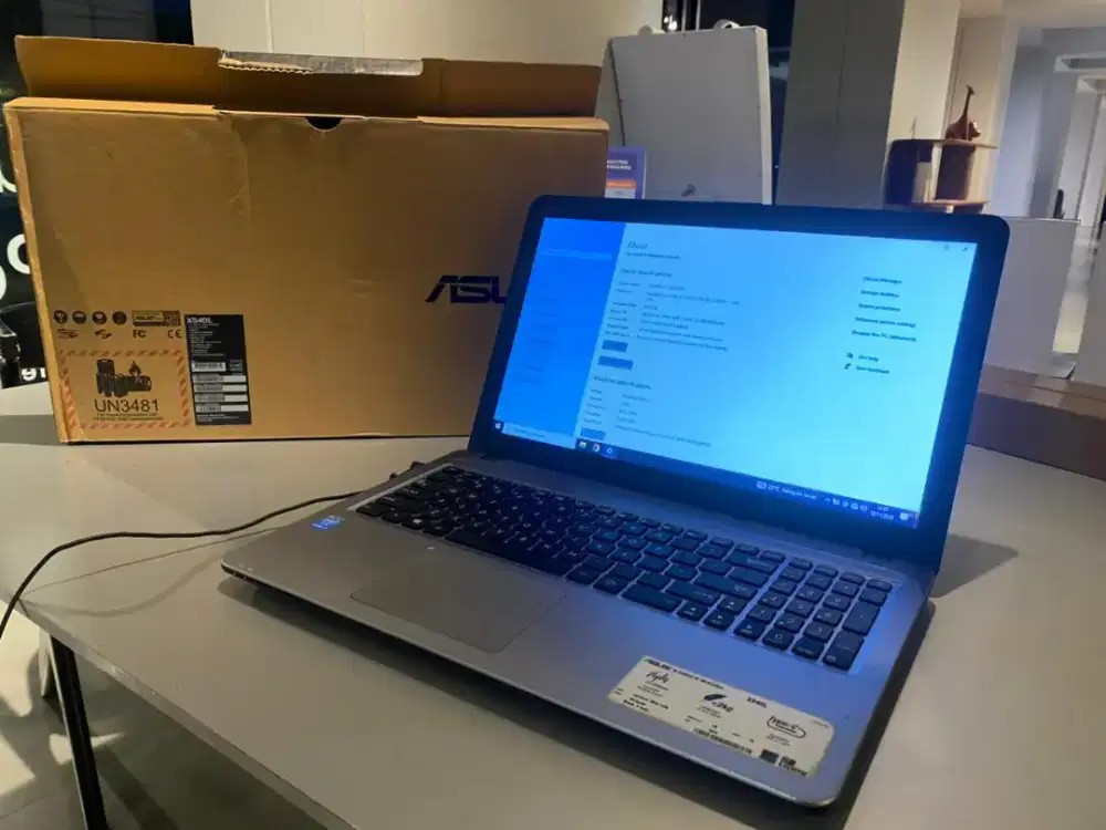 Laptop notebook ASUS core i3 fullset ori