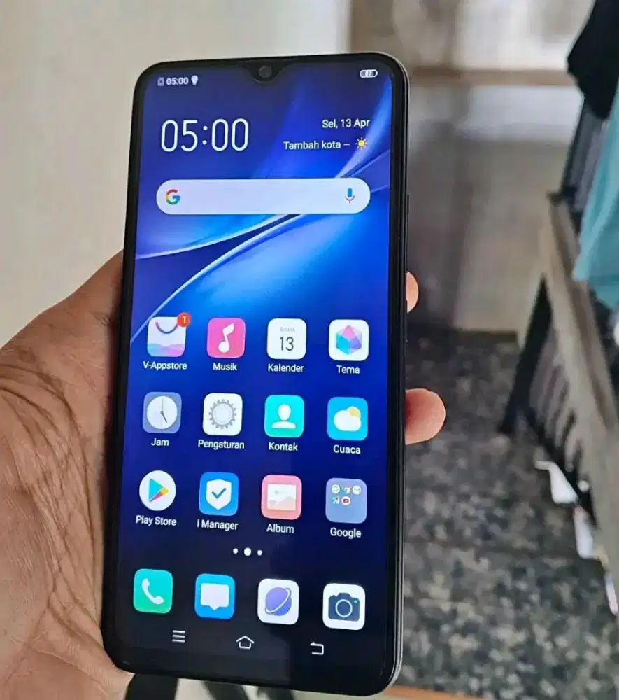 Vivo y19..Ram 6/128...No Minus Mulus..BATANGAN