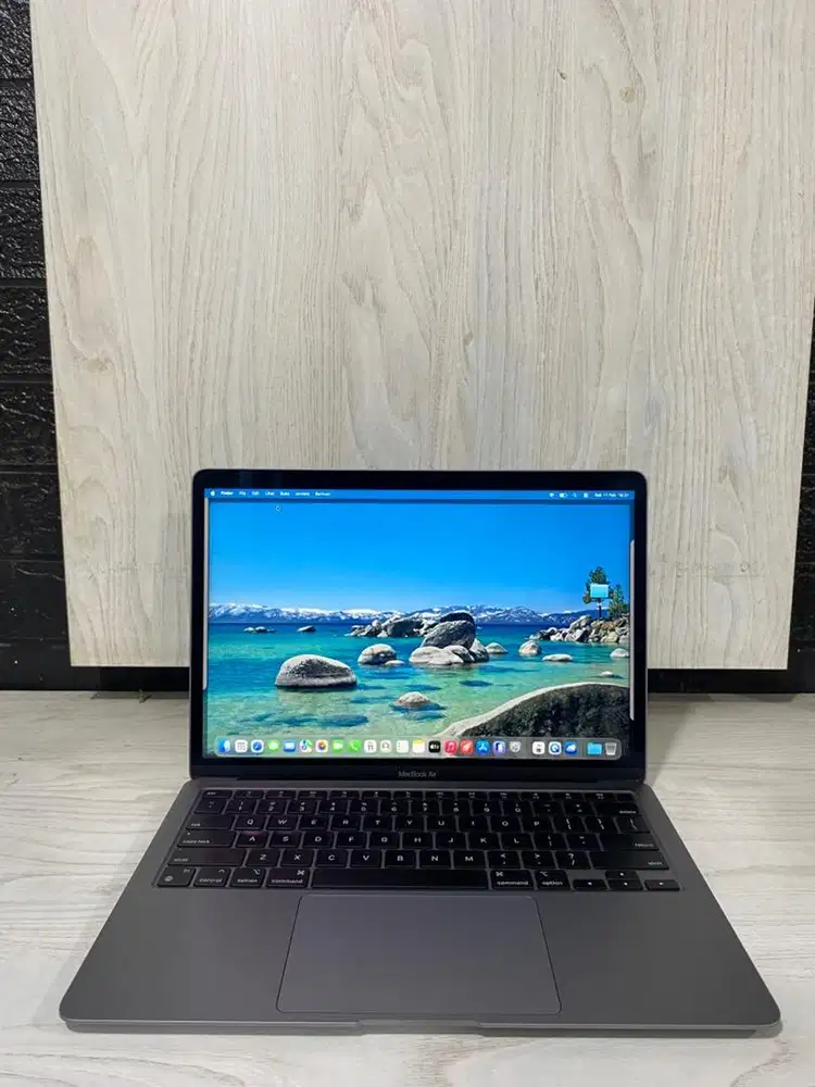 Macbook Air M1 2020 13inc RAM 8gb SSD 256fb