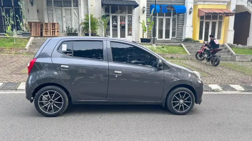 Low KM !! Ayla Matic A/T 2017 BE Kotamadya