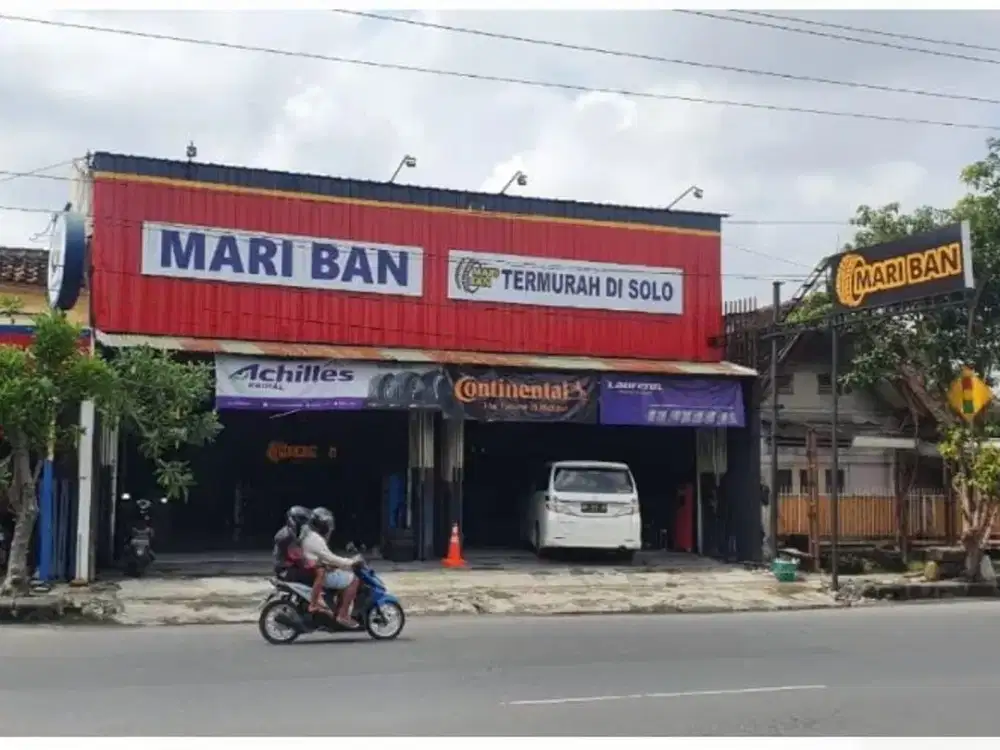 Dikontrakkan Ruko 2 Lantai Super Strategis Lokasi Banjarsari,Solo 215m2