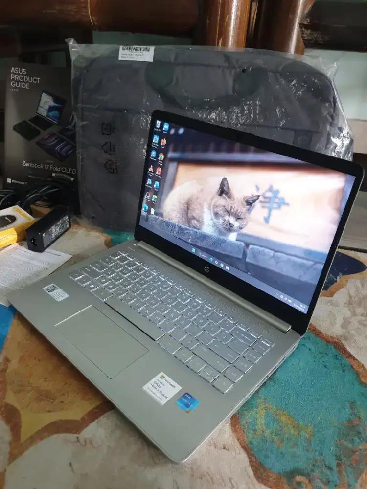 Laptop hp 14s slim like new