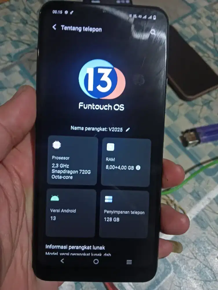 Vivo v20 2025 ram 8+4 Rom 1284G dual sim card Qualcomm 720G (batangan)