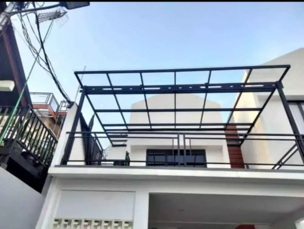 Pemasangan kanopi pemasangan atap ataupun pembangunan