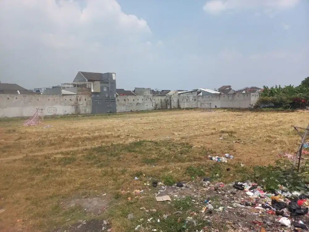 Tanah Kotak Cocok untuk Gudang di Sadang Kopo dekat Pasar Segar TKI