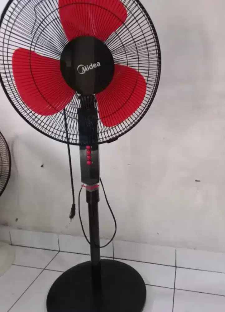 Kipas angin midea