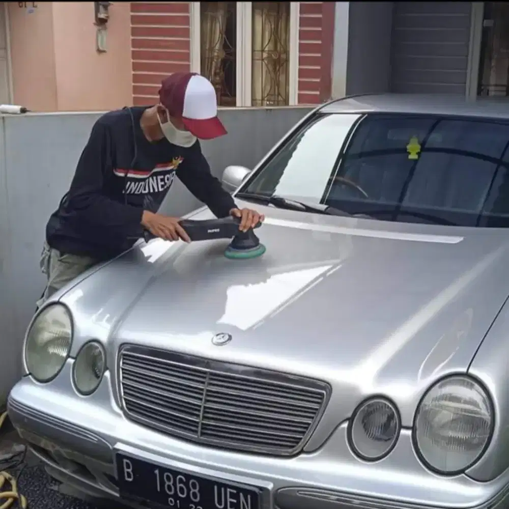 POLES MOBIL BODY & KACA