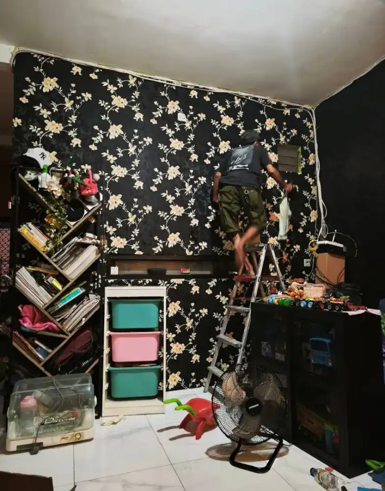 JASA WALLPAPER DINDING TIMBUL