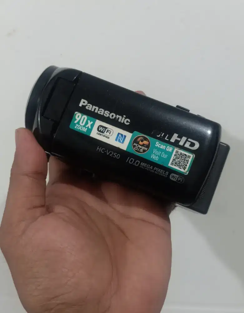 Handicam panasonic hc v250