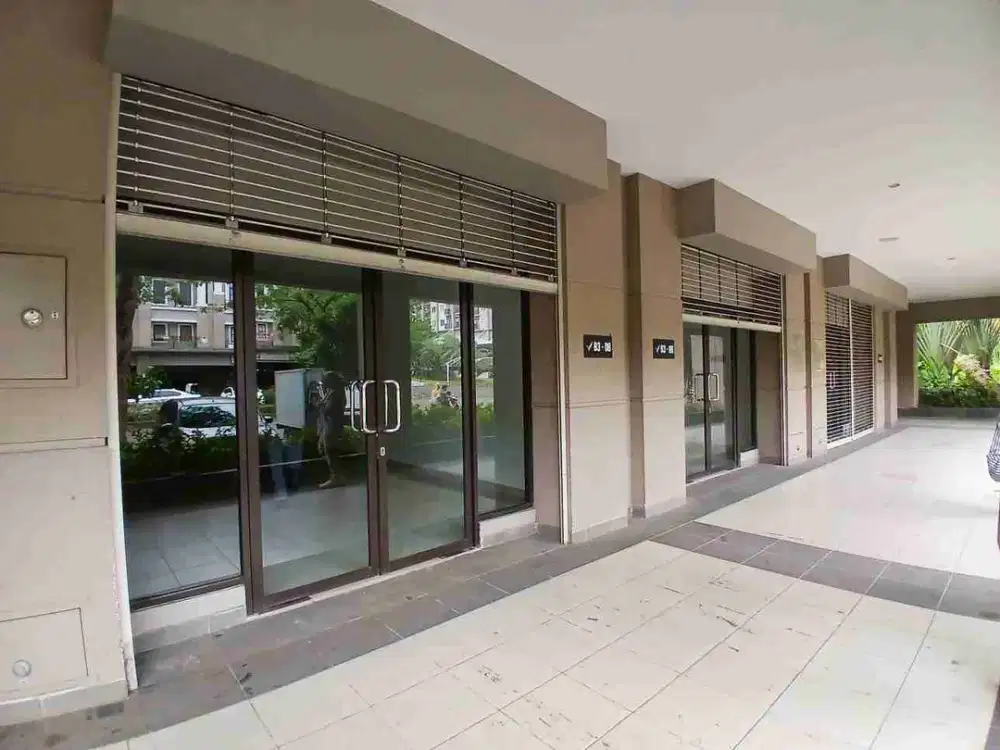 Sewa murah dan baru  Ruko Baru 3 Lt Podomoro Golf View