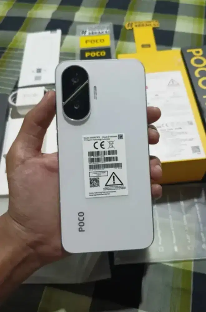 Poco f7 white garansi resmi