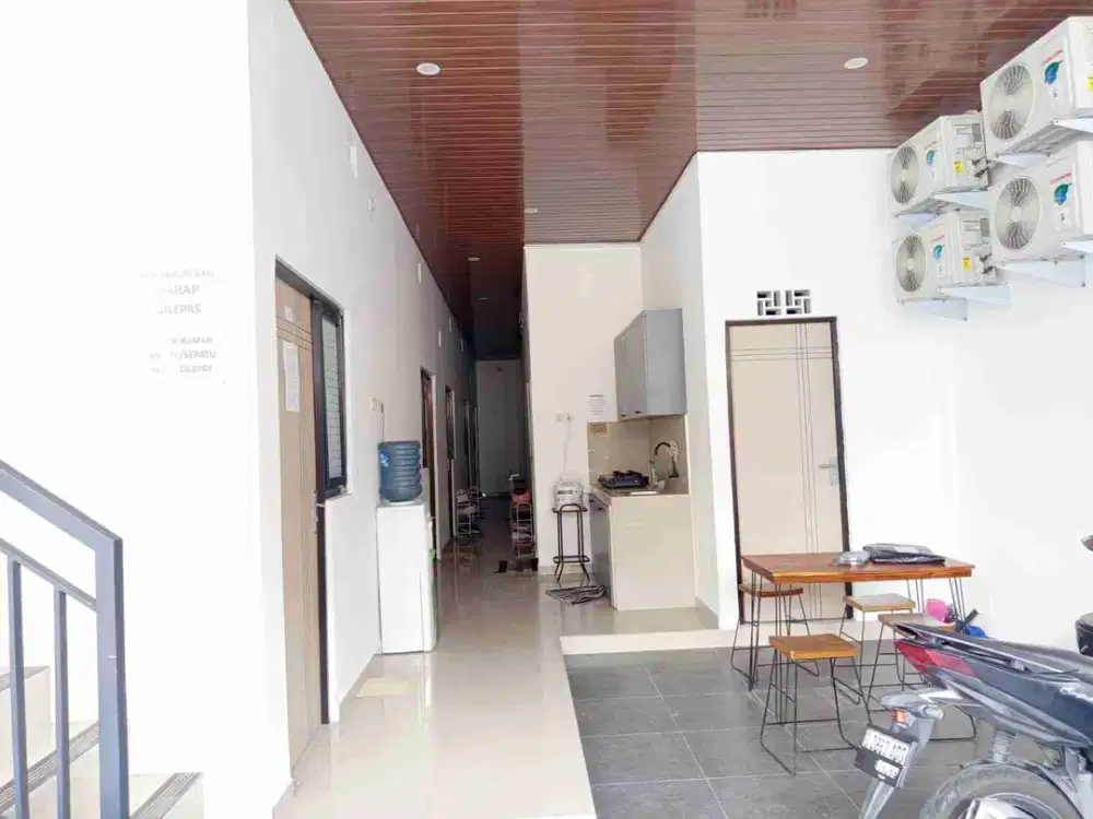 Dijual Rumah Kost Putri 30 Kamar Full Beserta Furnish Di Wiyung Surabaya