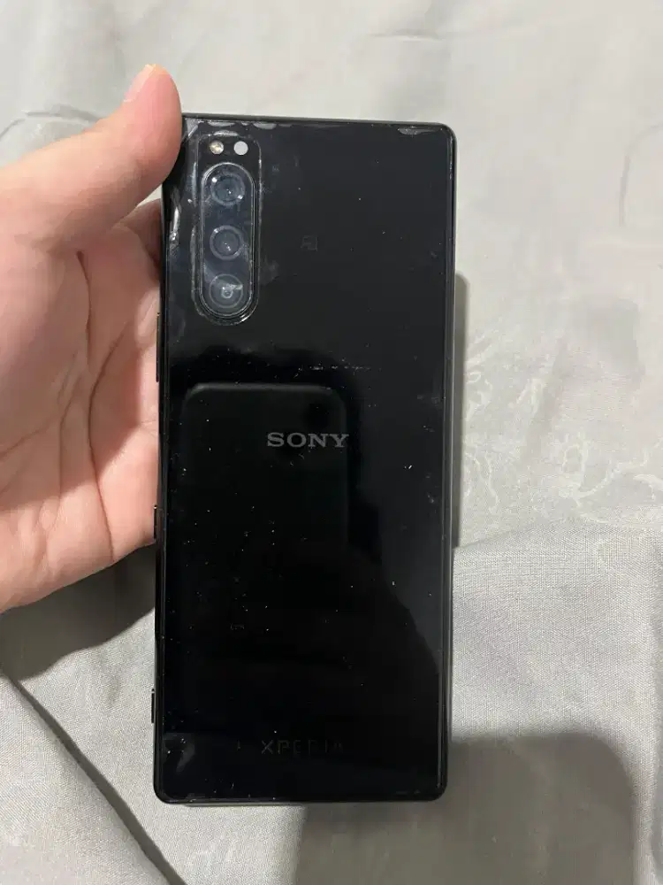 Sony Xperia 5 hitam 6/64gb