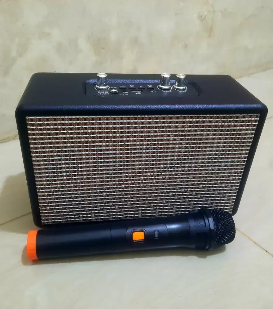 SPEKER PORTABLE BLUETOOTH KAROKE