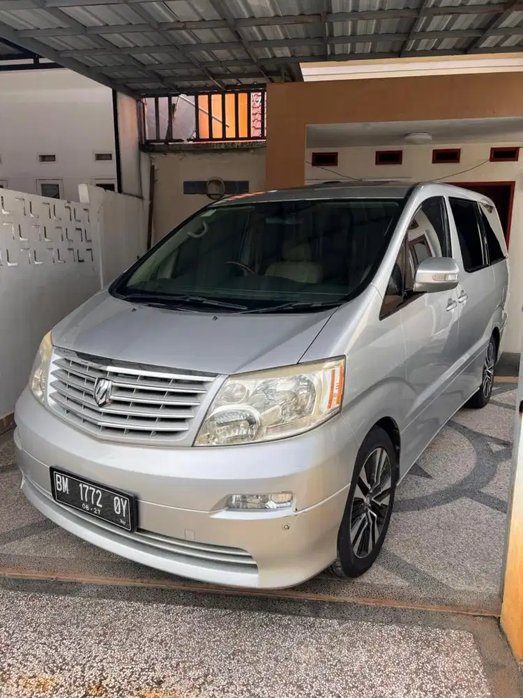 Toyota Alphard Tipe V Matic CBU Jepang 2005