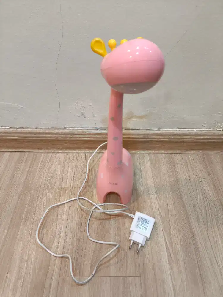 EGLARE LED LAMPU MEJA GIRAFFE 6 W PRELOVED