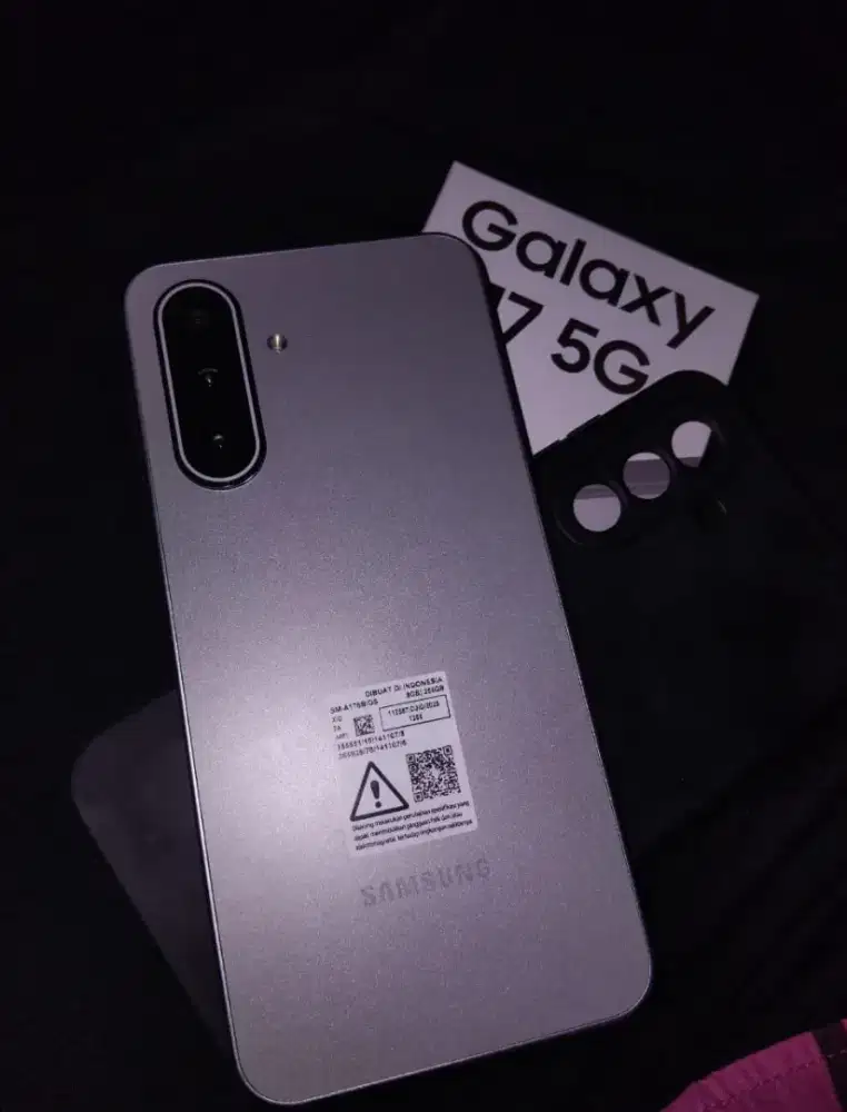 Samsung a17 5g 8/256