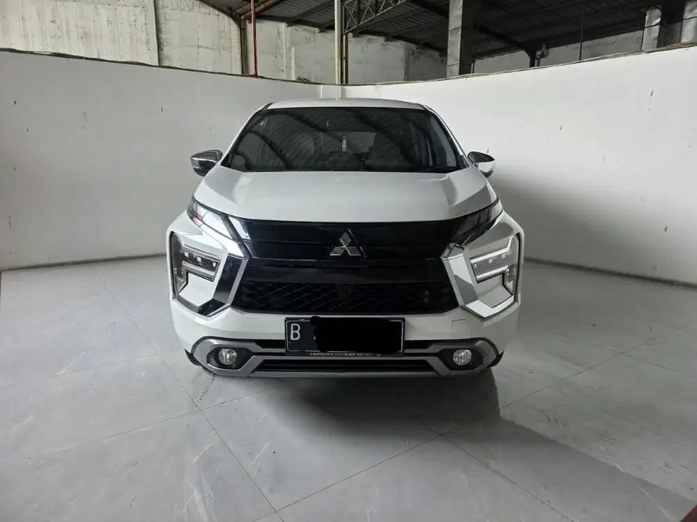 Mitsubishi Xpander Ultimate AT ( Matic ) 2021 Putih Km 68rban genap