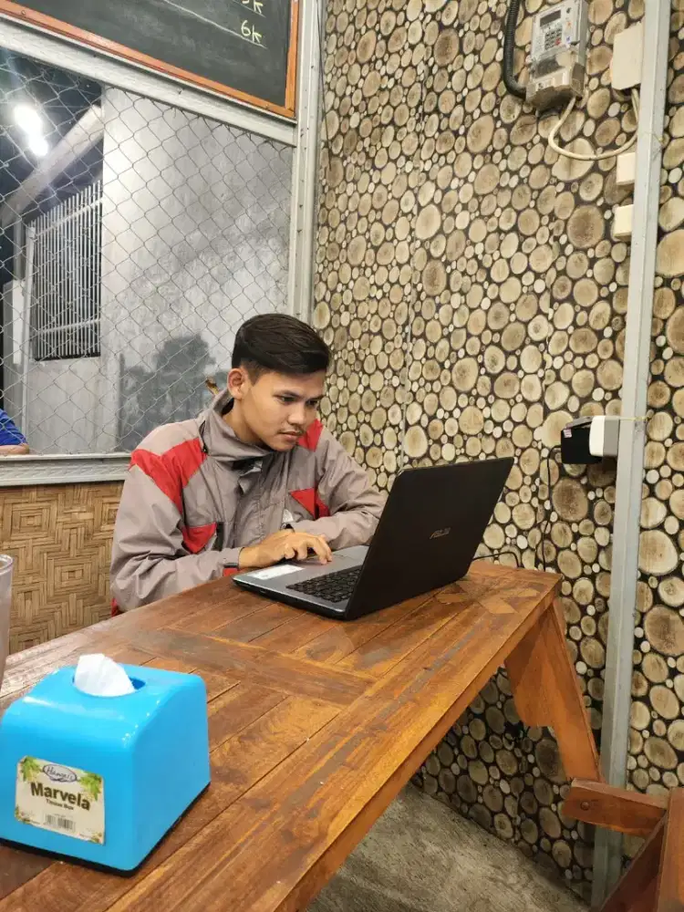 Apa saja utamakan mengajar