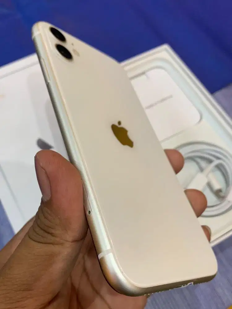 Iphone 11 128gb resmi internasional all provider fullset no minus