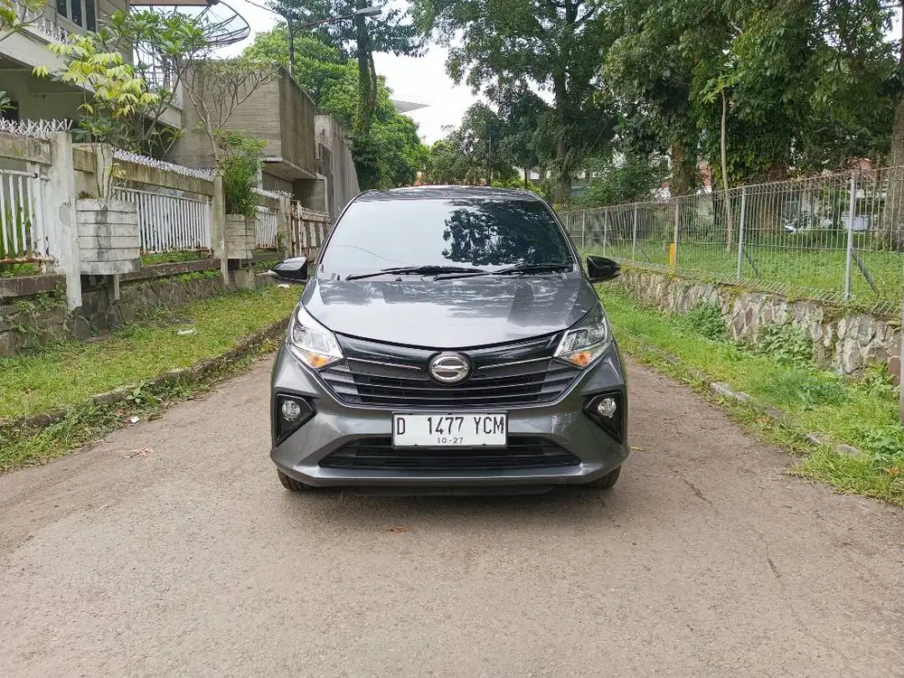 Daihatsu Sigra R dlx matic 2022 grey