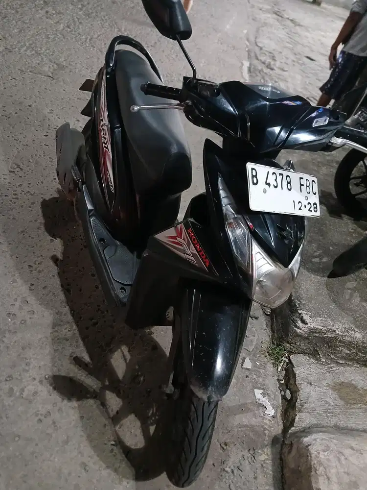 Honda Beat Fi 2015 ESP,ss lengkap mesin bagus pajak hidup Bekasi Kab