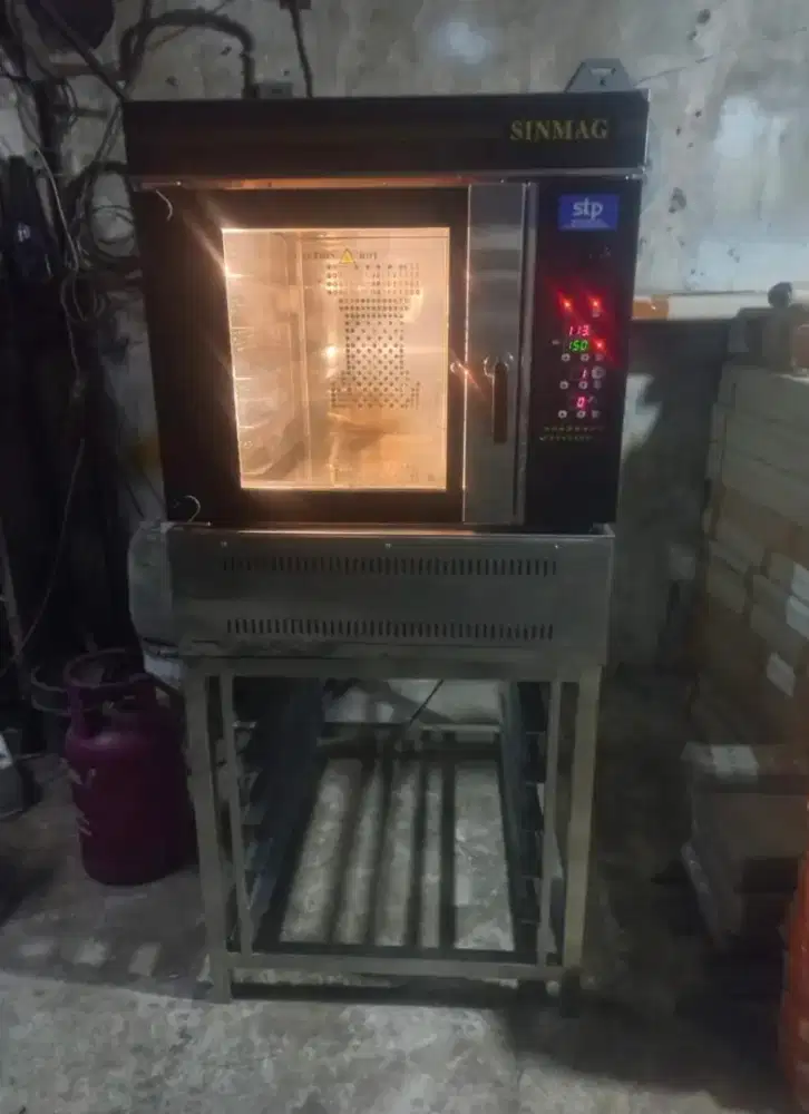 Oven Convection Gas isi 5 Tray SM-705G Sinmag Taiwan dipakai 6 bulan