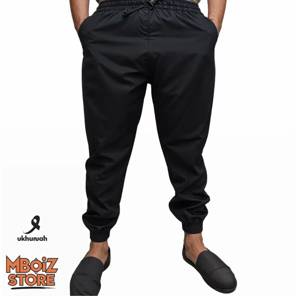 Celana Jogger warna hitam dan Biru dongker