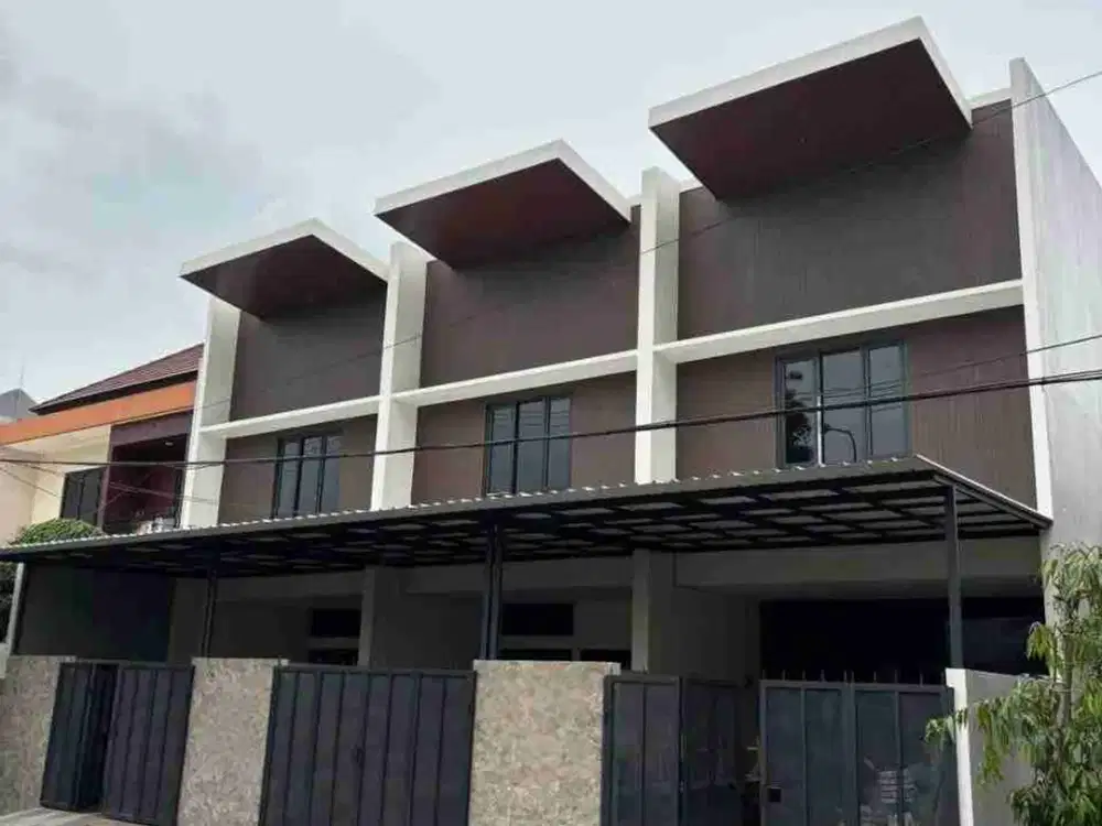 Baru Gress‼️Rumah Tenggilis dekat Ubaya