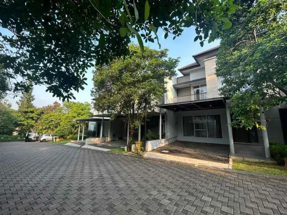 DISEWAKAN RUMAH SERENIA HILLS LEBAK BULUS