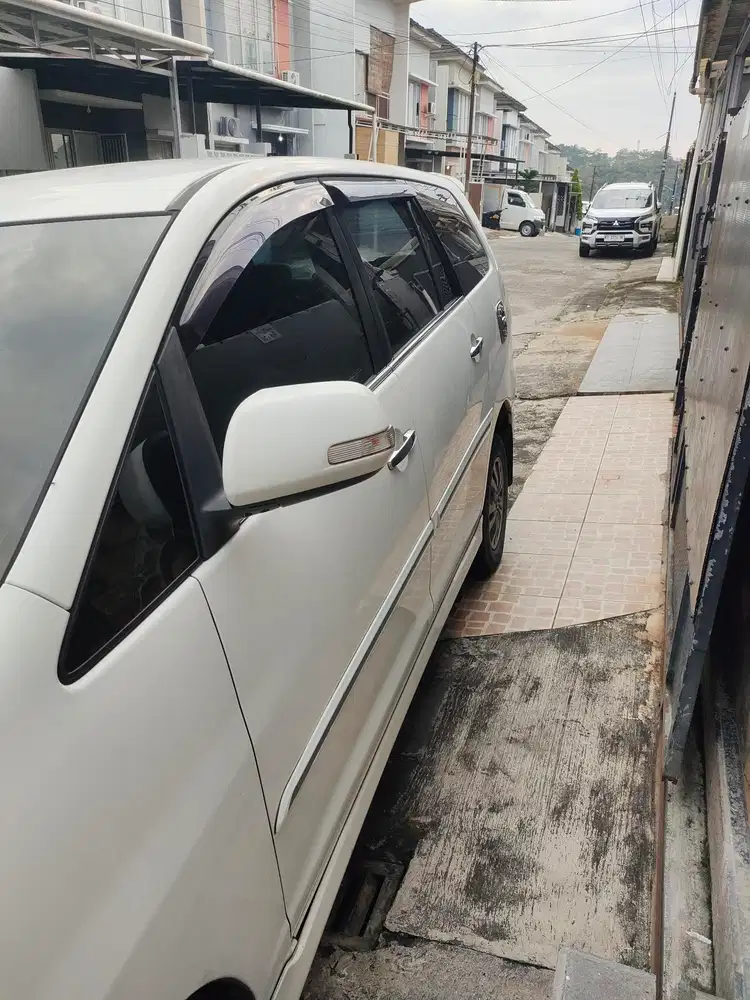 Toyota Kijang Innova 2015 Diesel