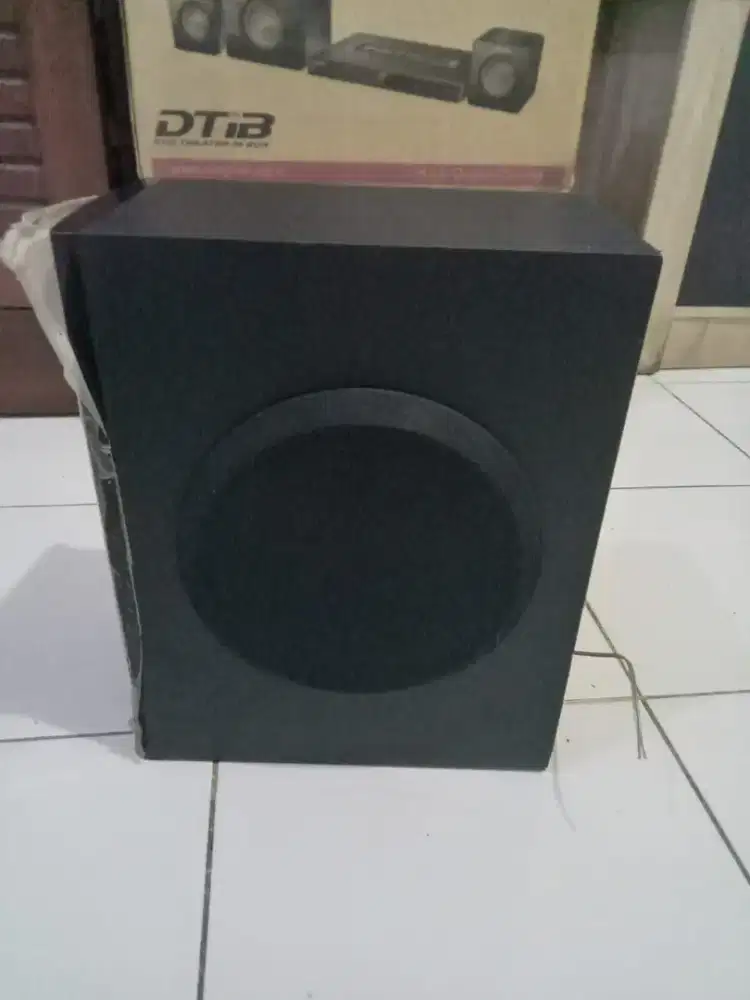 Subwoofer pasif LG