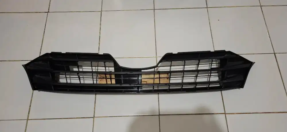 GRILL BEMPER DEPAN ORIGINAL LEPASAN TOYOTA CALYA TAHUN 2019-2021