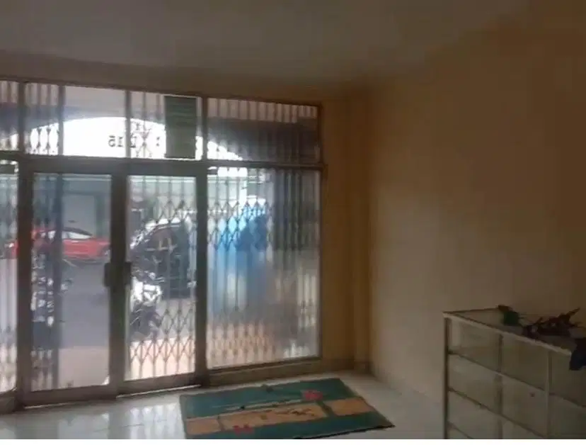 Disewakan Ruko Surapati Core - Ruang Freezer/Storage